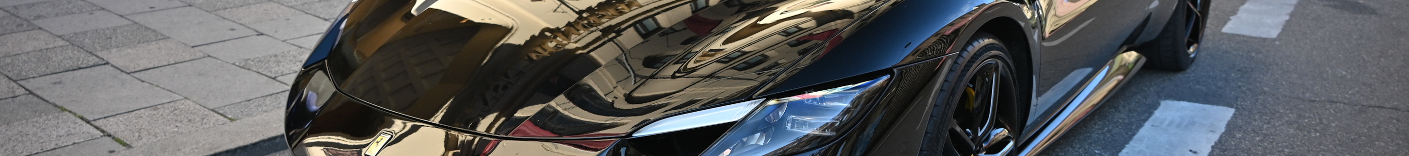 Ferrari 296 GTS