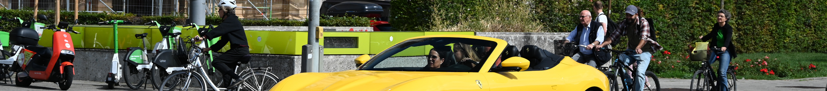Ferrari Roma Spider