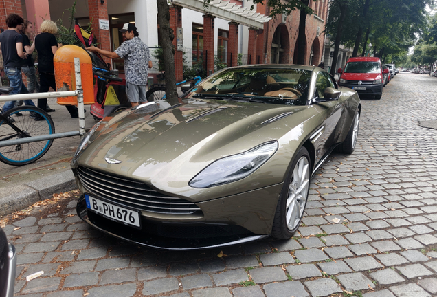 Aston Martin DB11