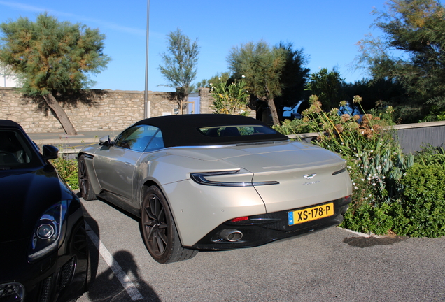 Aston Martin DB11 V8 Volante