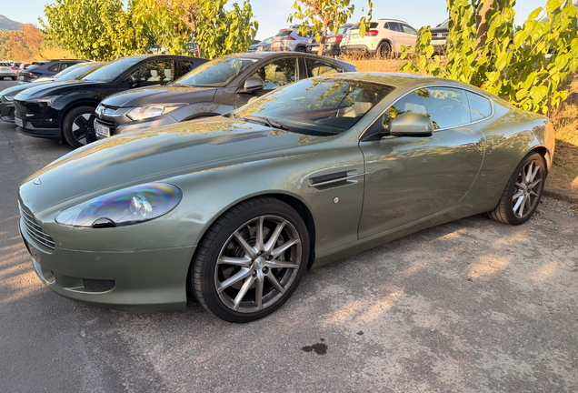 Aston Martin DB9
