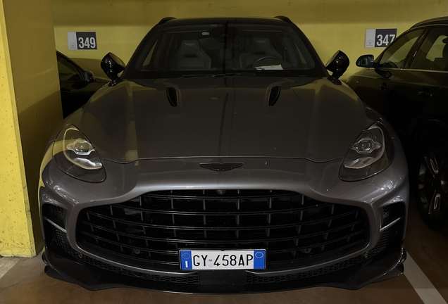 Aston Martin DBX707