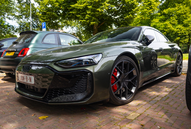 Audi RS E-Tron GT 2025
