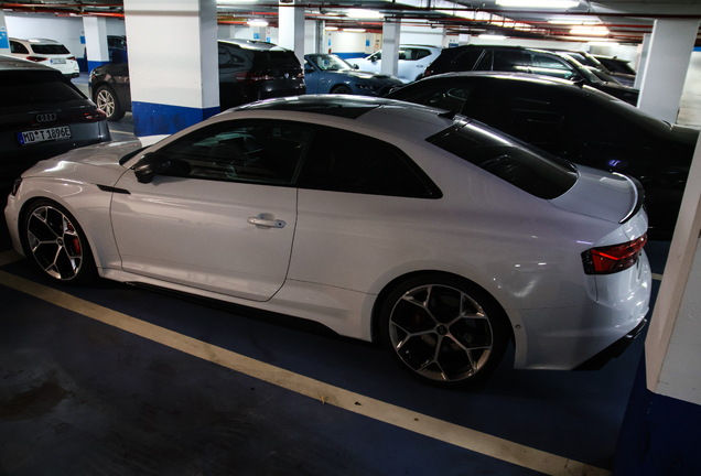 Audi RS5 B9 2021