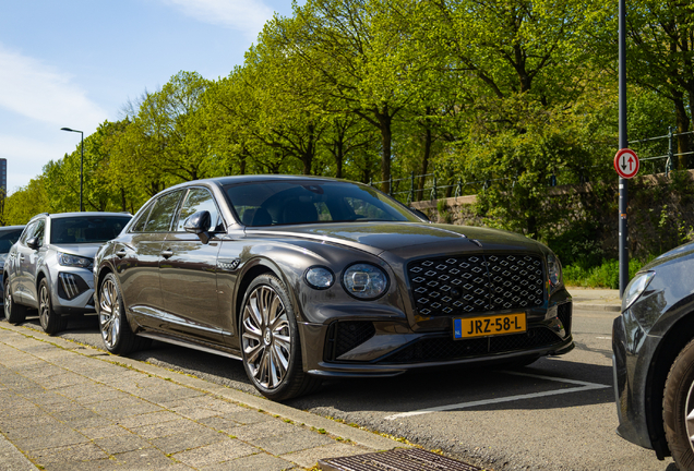 Bentley Flying Spur Mulliner 2025