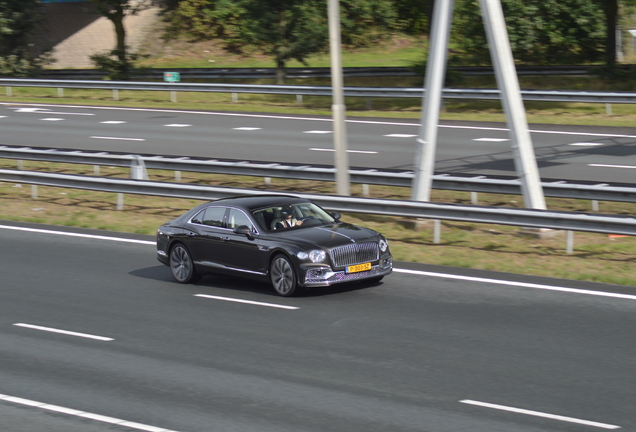 Bentley Flying Spur V8 2021