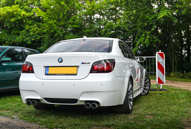 BMW M5 E60 2005