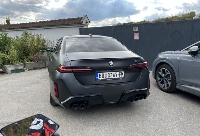 BMW M5 G90