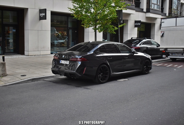 BMW M5 G90