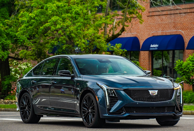 Cadillac CT5-V 2025