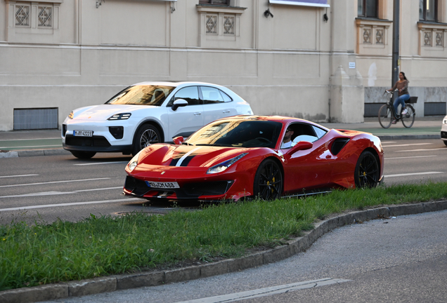Ferrari 488 Pista