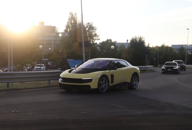 Ferrari Luce