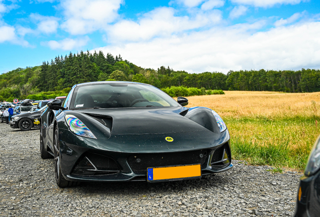 Lotus Emira