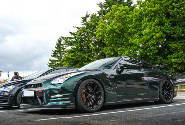 Nissan GT-R 2011