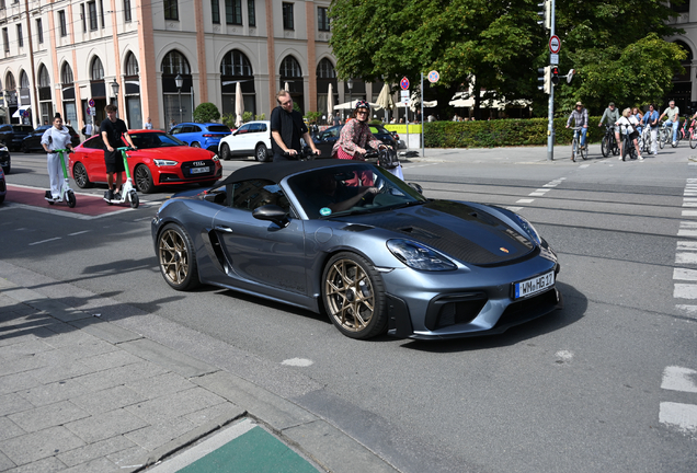 Porsche 718 Spyder RS Weissach Package