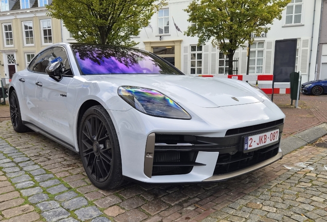 Porsche 972 Panamera Turbo E-Hybrid