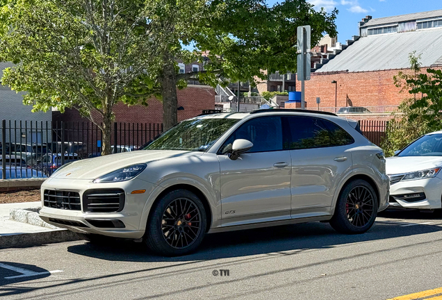 Porsche 9YA Cayenne GTS MkI