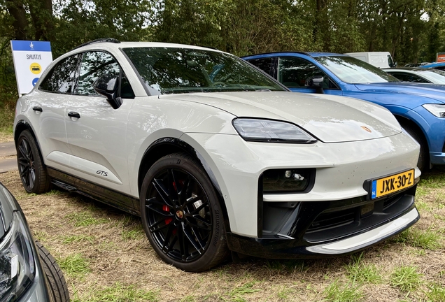 Porsche Macan EV GTS