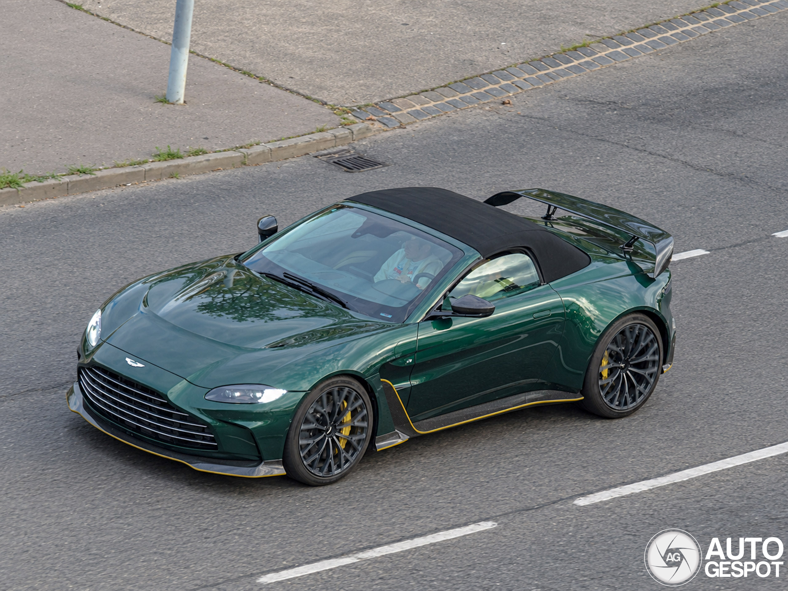 Aston Martin V8 Vantage Formula 1 Edition Roadster - 14 September