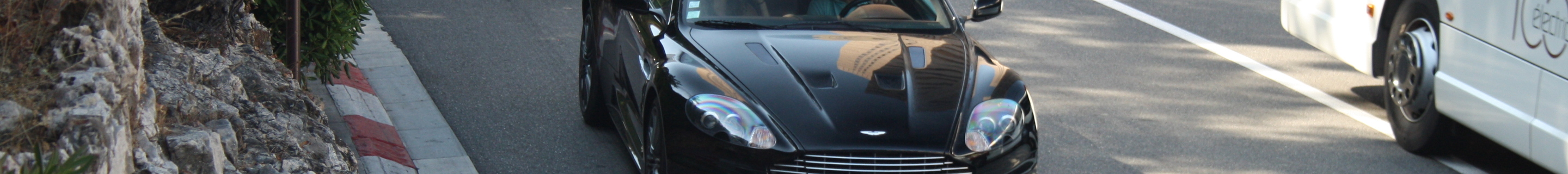 Aston Martin DBS