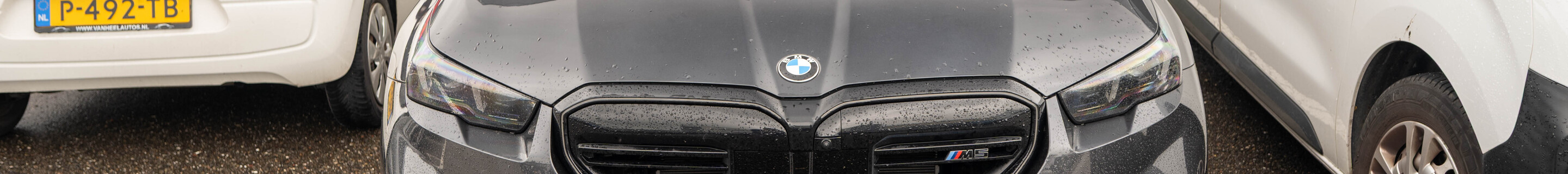 BMW M5 G90