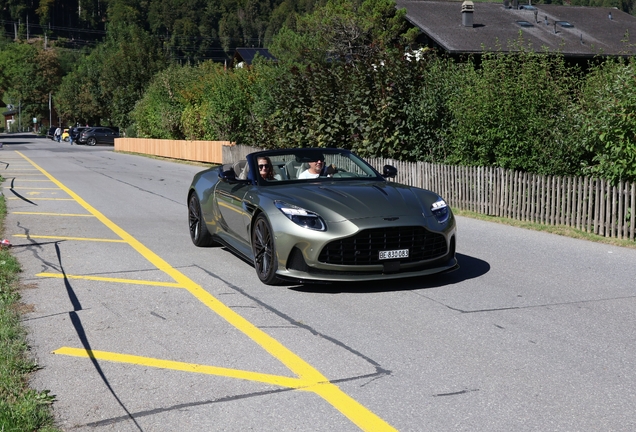 Aston Martin DB12 Volante