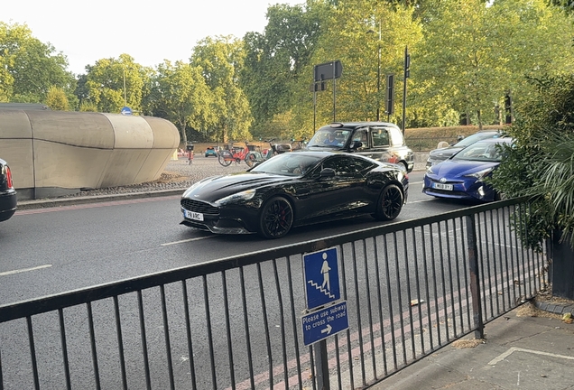 Aston Martin Vanquish 2015 Carbon Black Edition