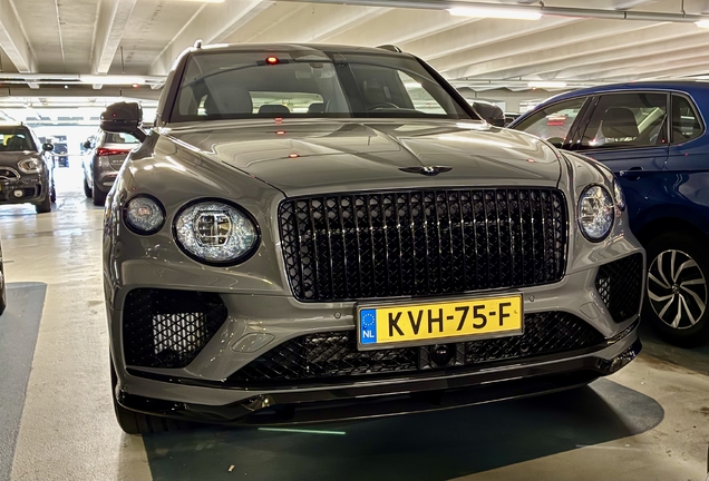 Bentley Bentayga Hybrid Azure 2024