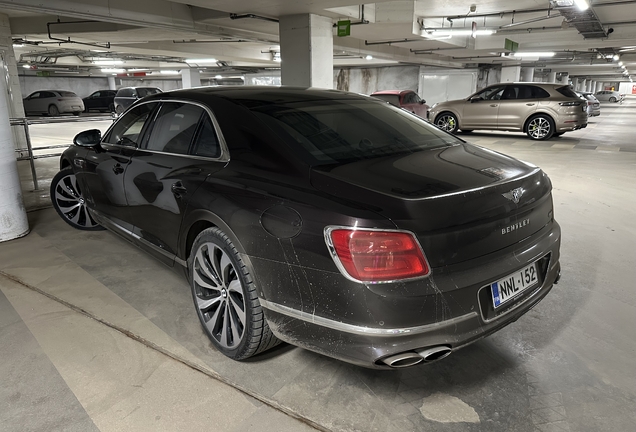 Bentley Flying Spur Hybrid Azure