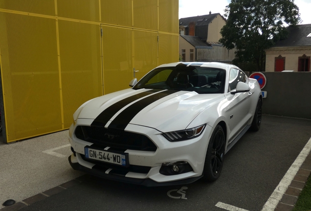 Ford Mustang GT 2015