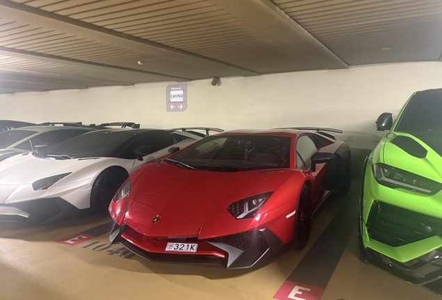 Lamborghini Aventador LP750-4 SuperVeloce