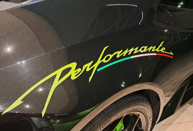 Lamborghini Huracán LP640-4 Performante