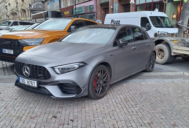 Mercedes-AMG A 45 S W177