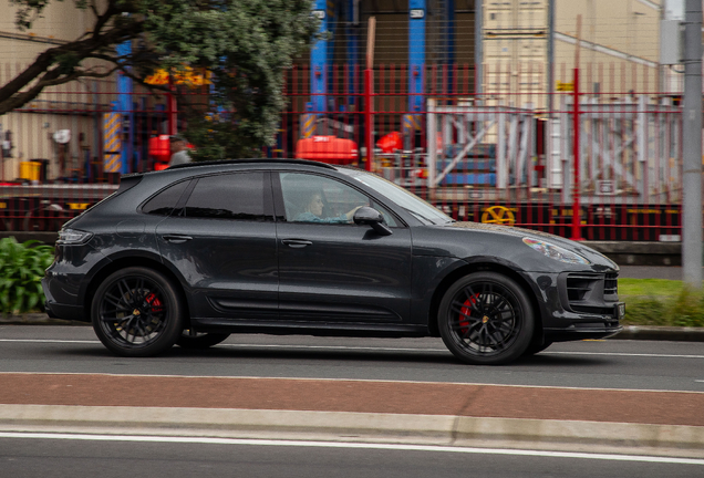 Porsche 95B Macan GTS MkIII