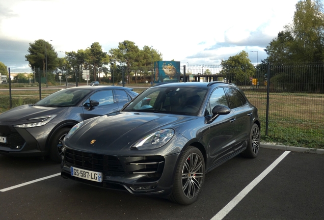 Porsche 95B Macan Turbo MkI