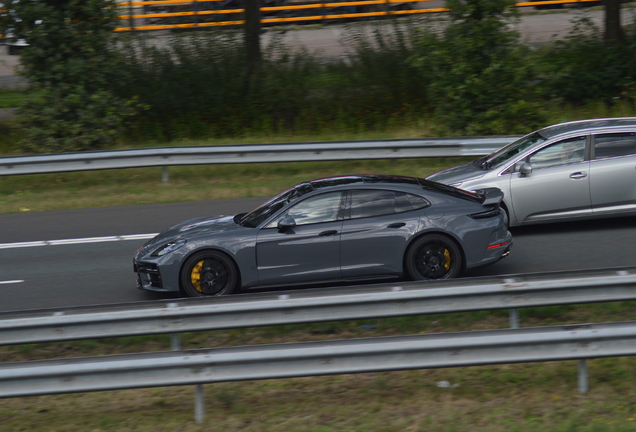 Porsche 972 Panamera Turbo S E-Hybrid