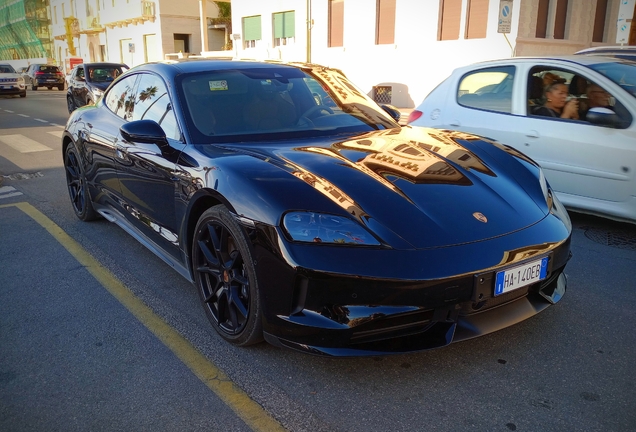 Porsche Taycan GTS MkII