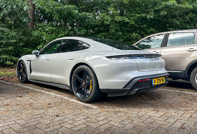 Porsche Taycan Turbo S MkI