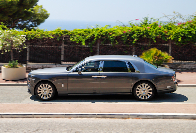 Rolls-Royce Phantom VIII EWB Series II