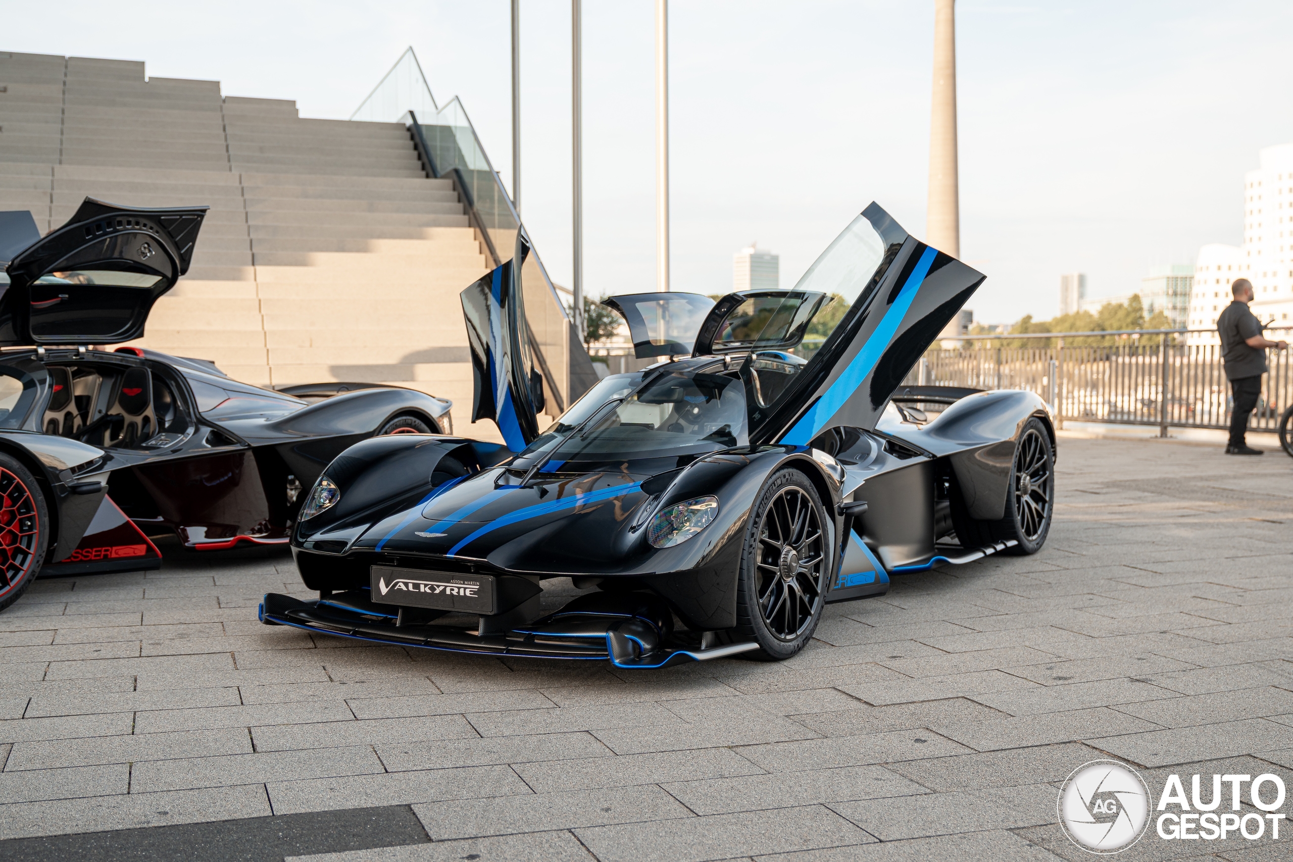 Aston Martin Valkyrie Spider