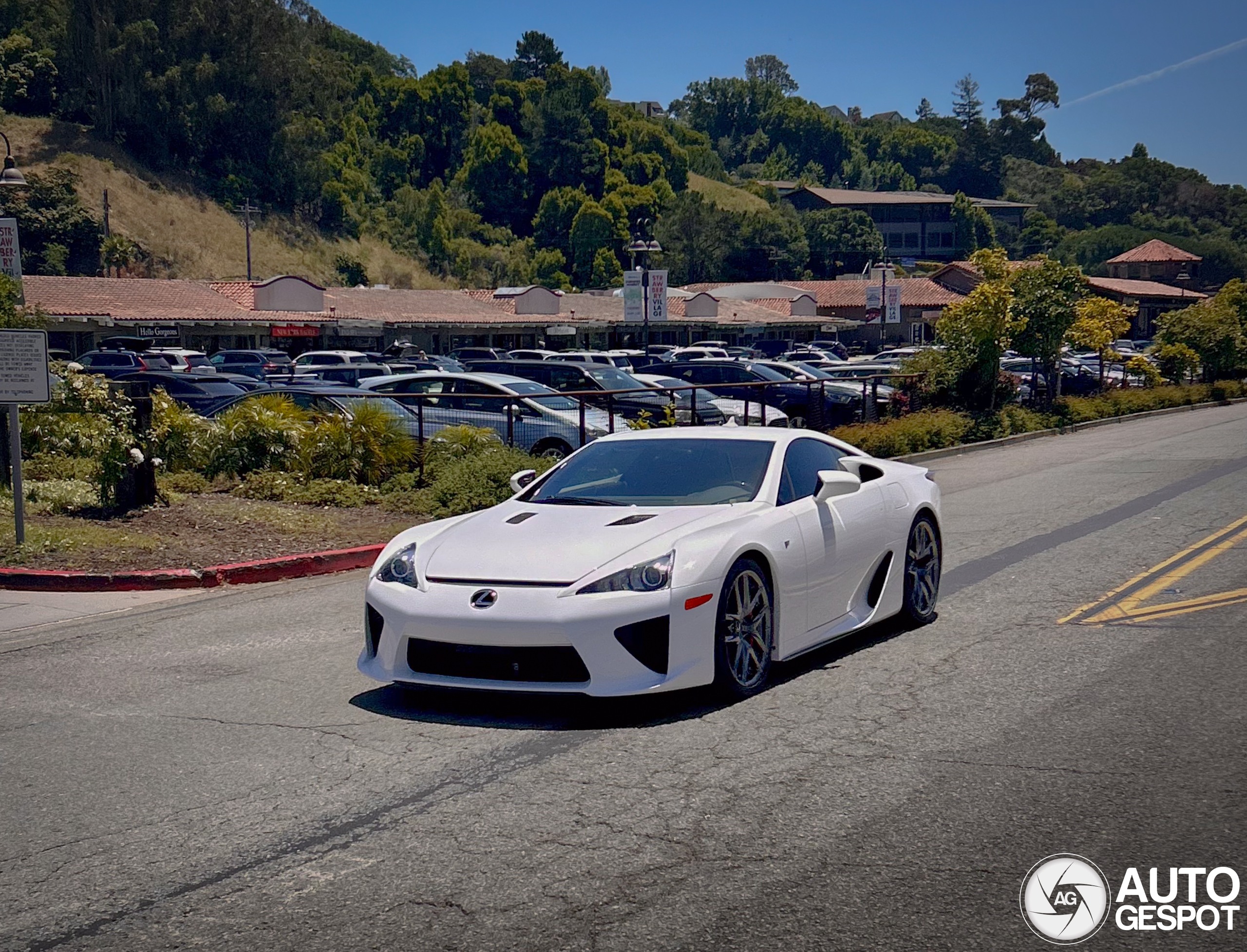 Lexus LFA