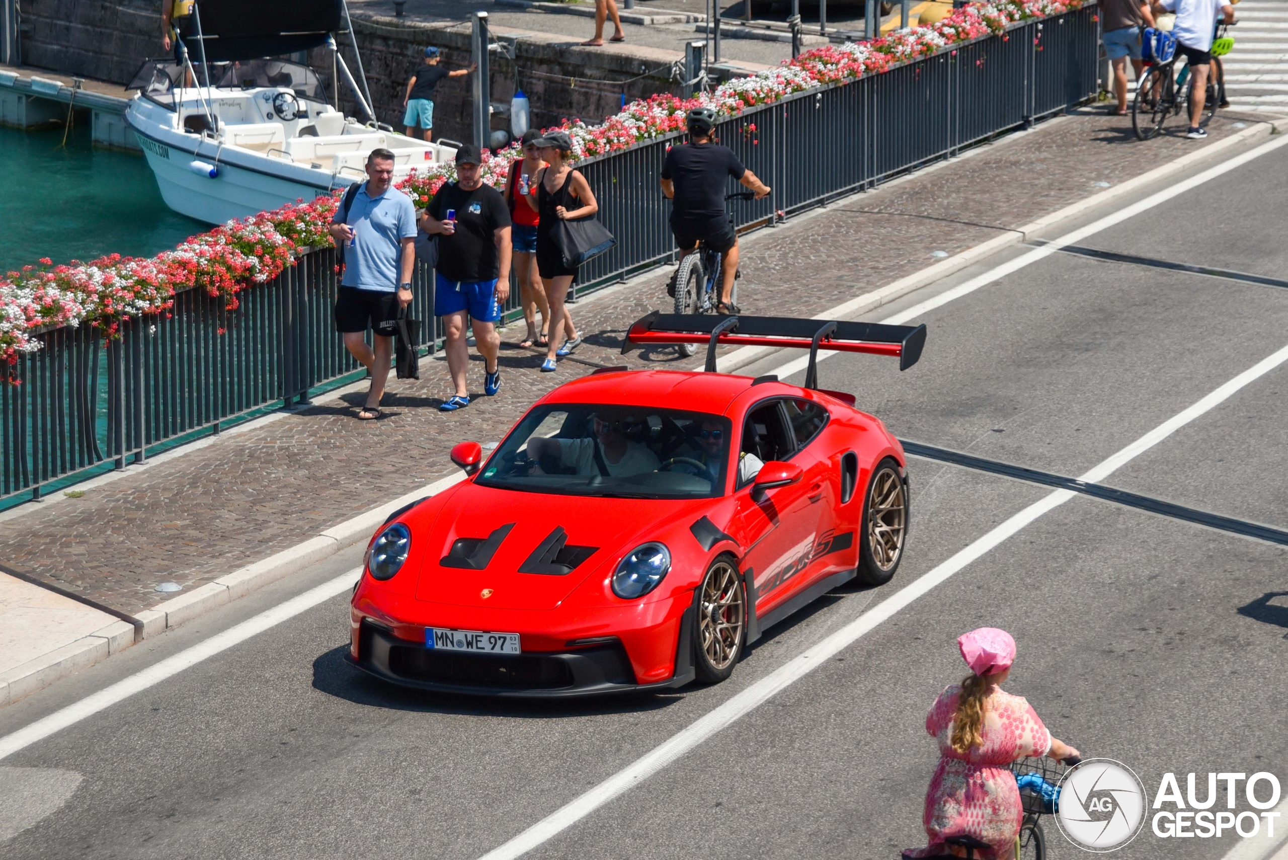 Porsche 992 GT3 RS MkI