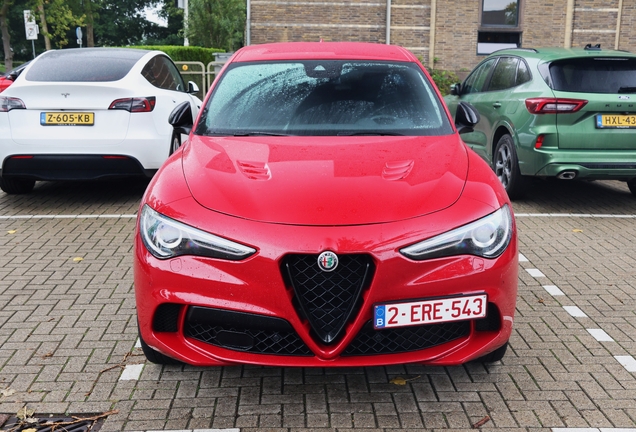 Alfa Romeo Stelvio Quadrifoglio 2020