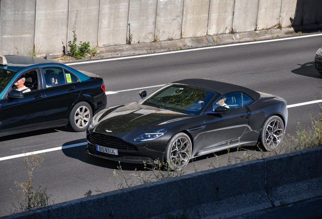 Aston Martin DB11 V8 Volante