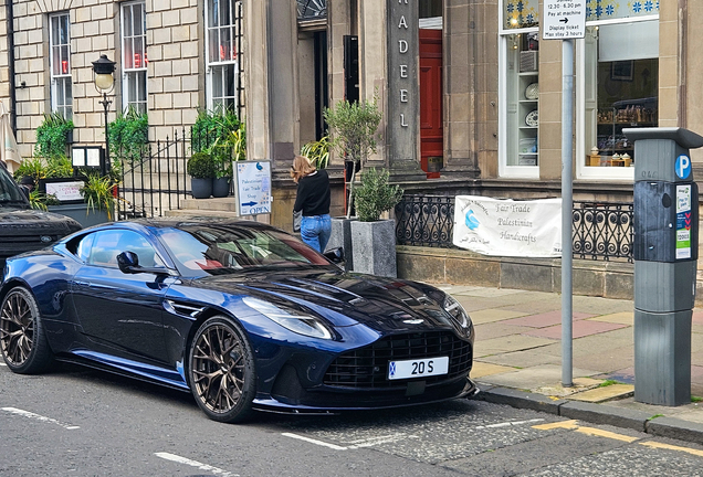 Aston Martin DB12