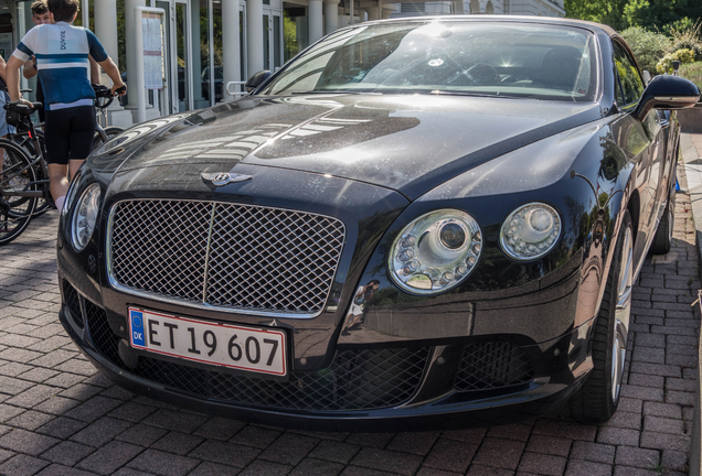 Bentley Continental GTC 2012