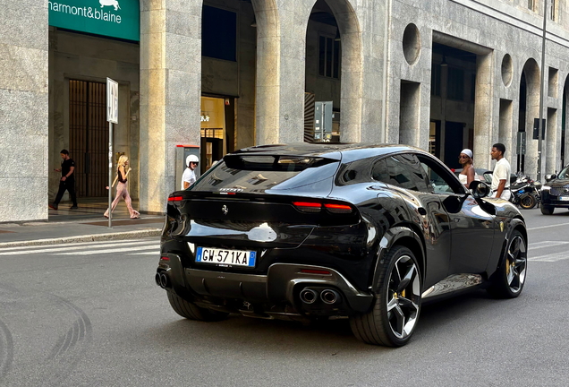 Ferrari Purosangue