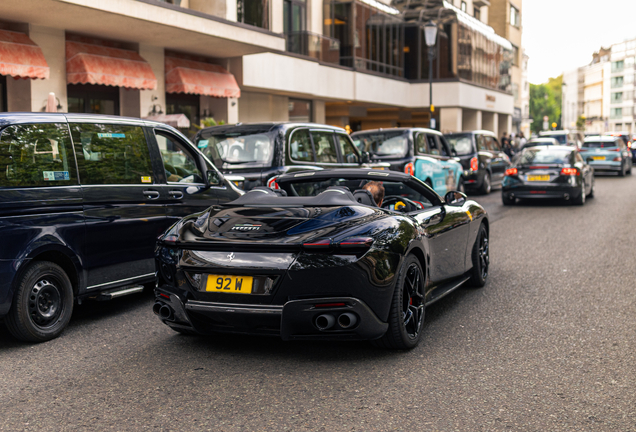 Ferrari Roma Spider
