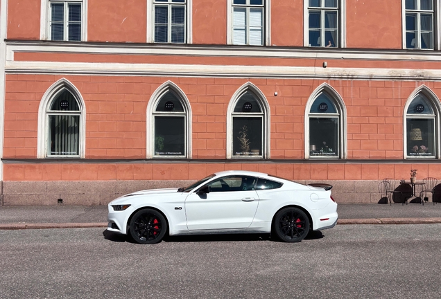 Ford Mustang GT 2015