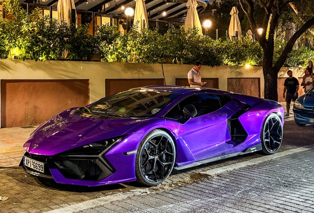 Lamborghini Revuelto
